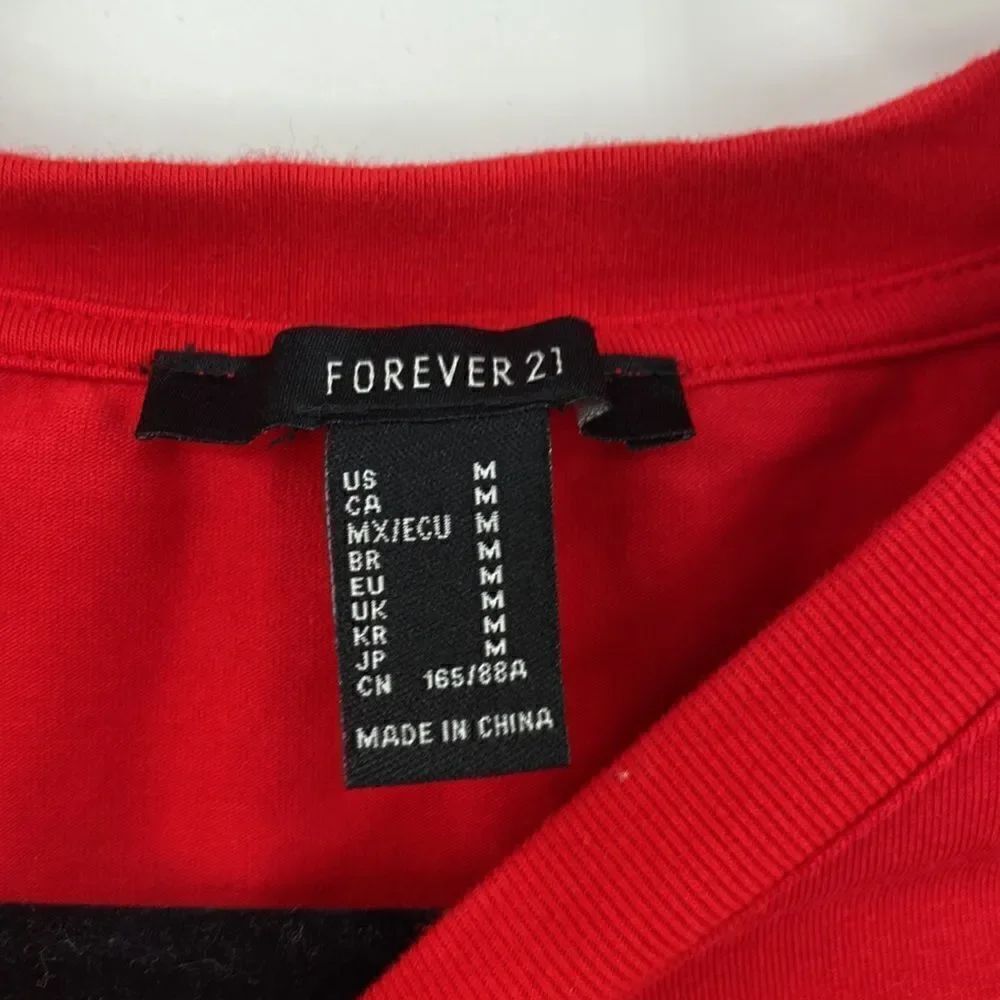 Forever21Â RedâCropâTopâsize:âM - Picture 3 of 6